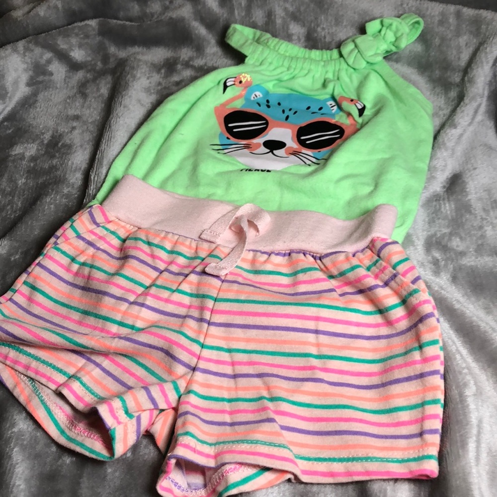Like new Okie Dokie onesie and shorts outfit. Size NB